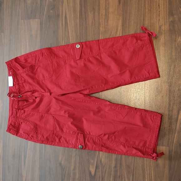 NWT St John's Bay Mid Rise Capri - Picture 1 of 10